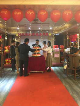 公司5周年慶典晚宴簡報(bào)(圖9)